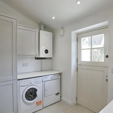 Luxury Cotswold Cottage With Hot Tub In Stow On The Wold! Exterior photo