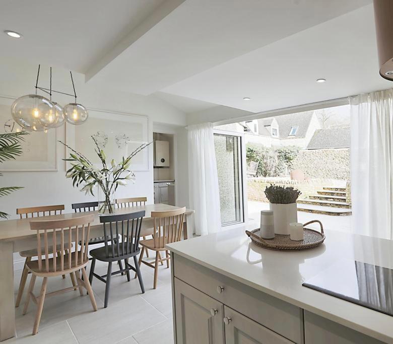 Luxury Cotswold With Hot Tub In On The Wold! * Stow-on-the-Wold