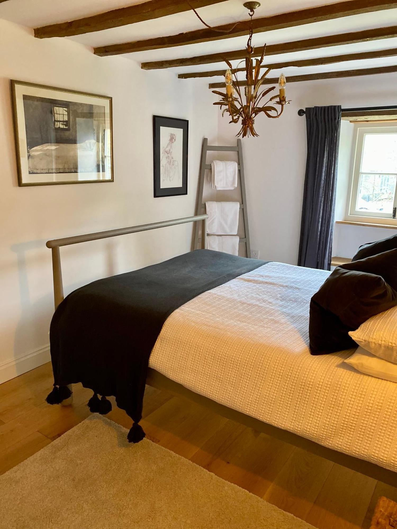 Luxury Cotswold With Hot Tub In On The Wold! Holiday home Stow-on-the-Wold